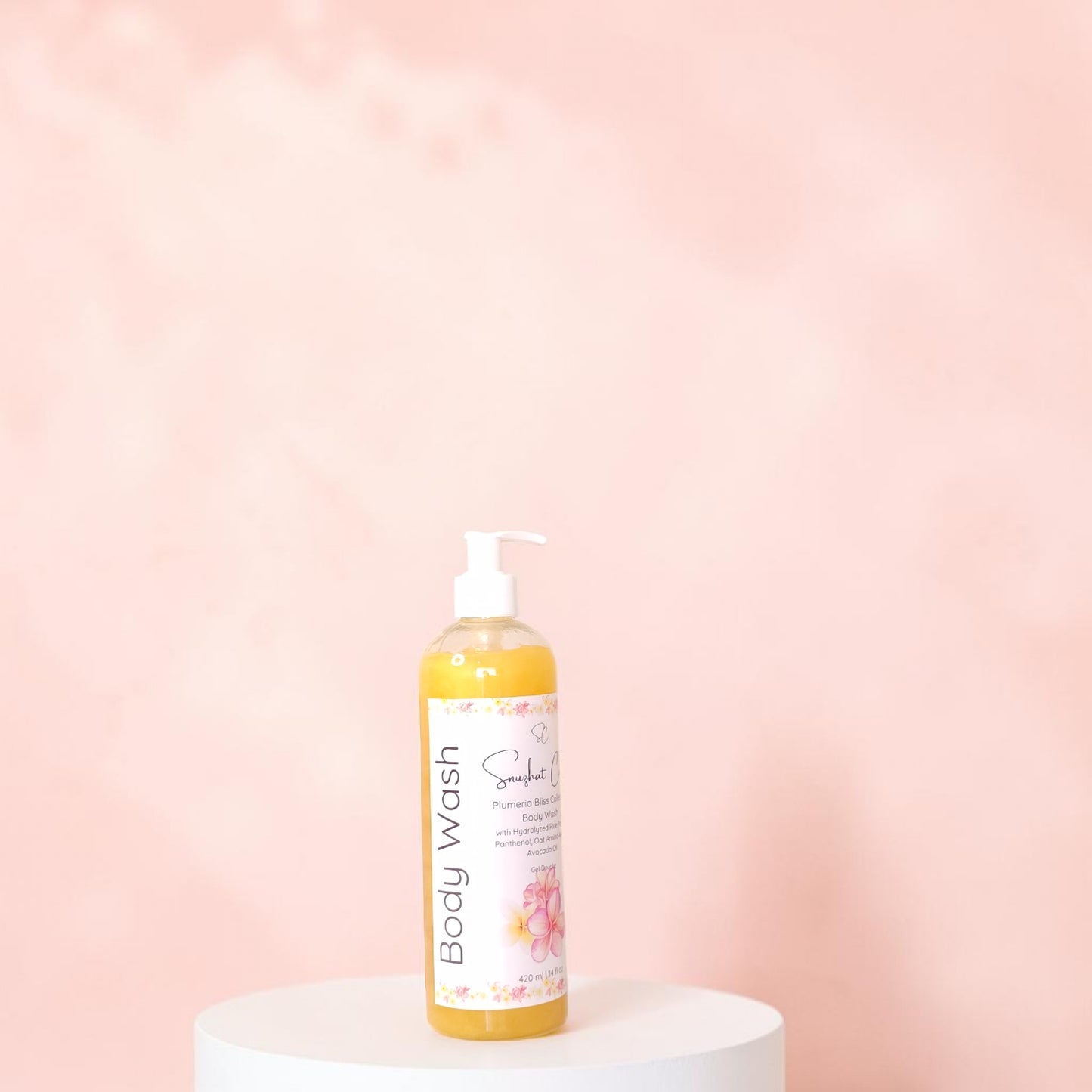 Luxury plumeria sulfate-free body wash with aloe vera, avocado oil, lavender hydrosol and rose water for hydrating tropical skincare rituals by Snuzhat Care