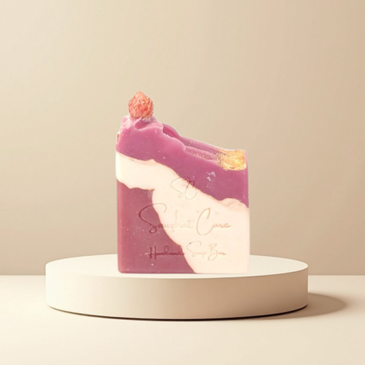 Handmade floral botanical soap bar with shea butter, kaolin clay, avocado oil and decorative botanicals for nourishing skincare by Snuzhat Care